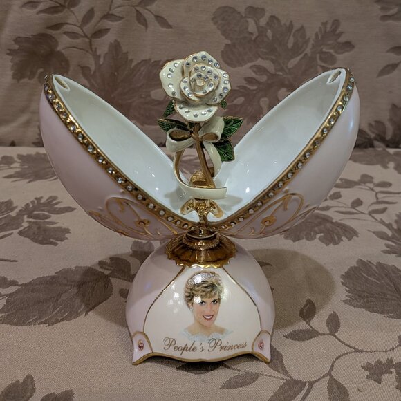 Ardleigh Elliott Other - Ardleigh Elliott 2008 People's Princess Diana Legacy Imperial Musical Egg, Used